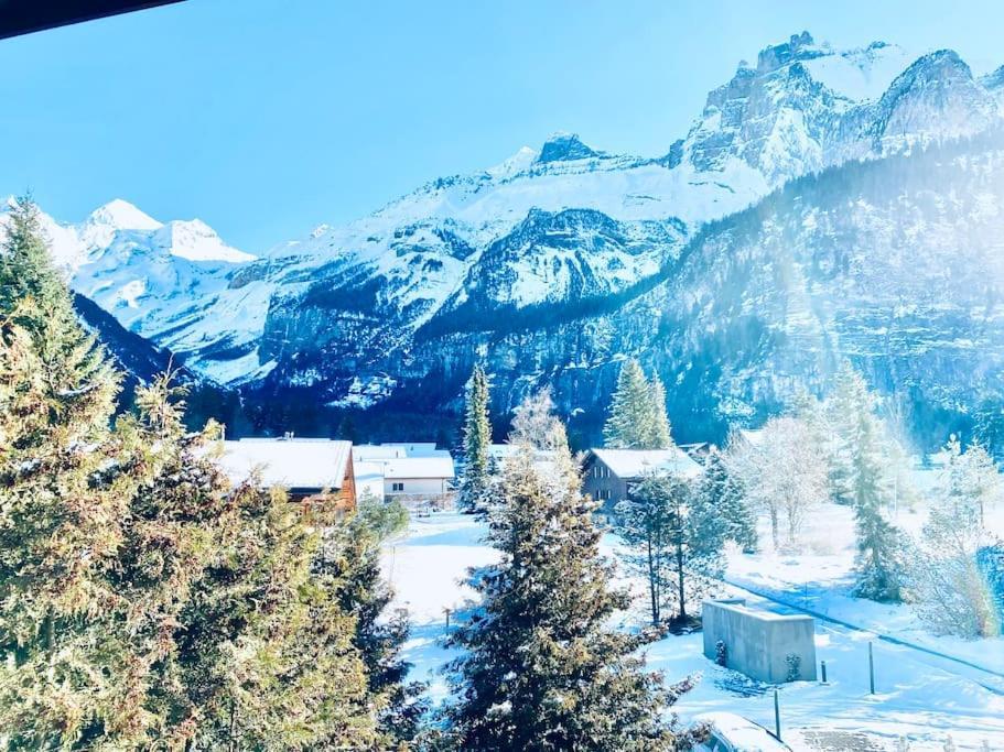 Bellevue & Classy Mountain View Apartment Kandersteg Kültér fotó