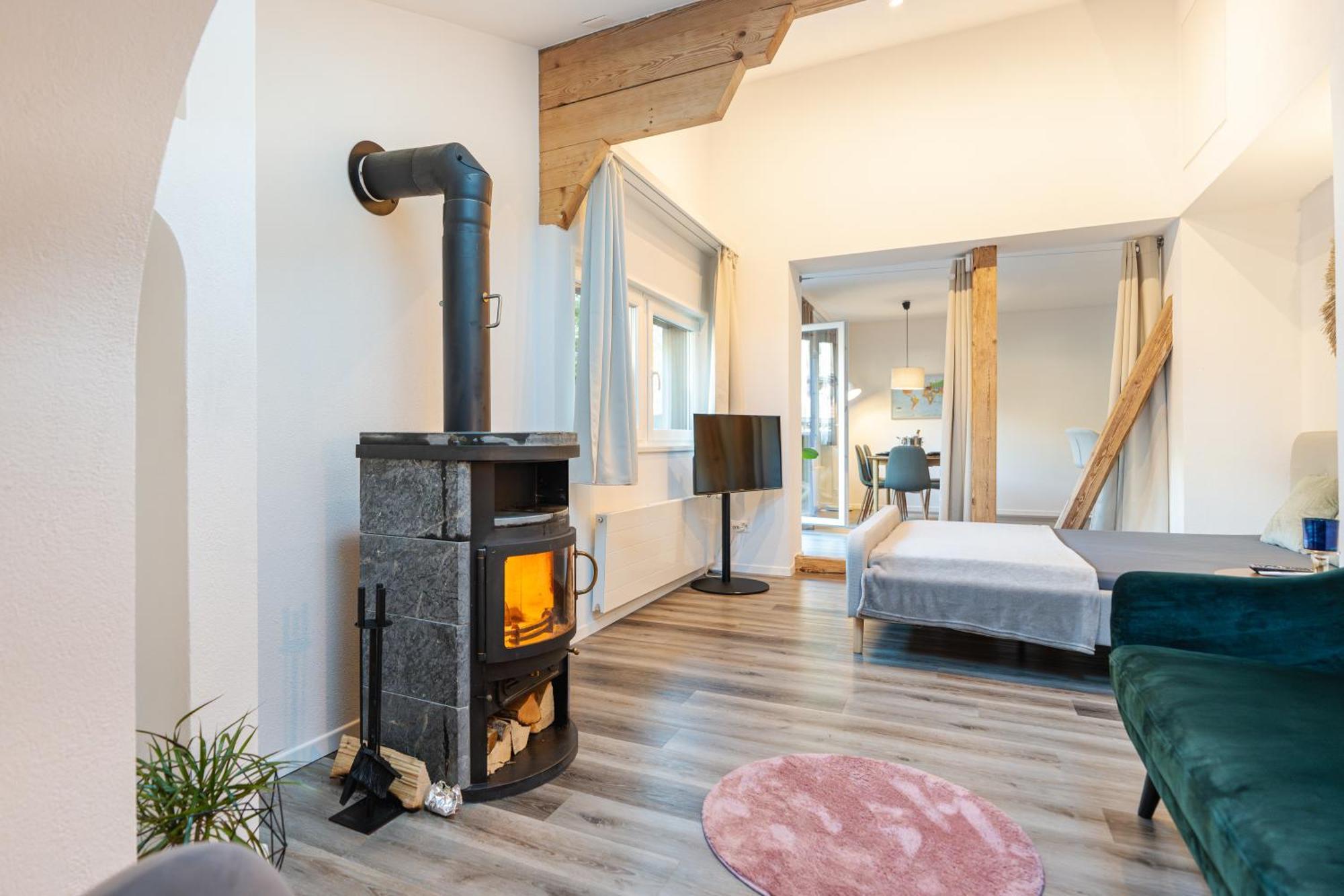 Bellevue & Classy Mountain View Apartment Kandersteg Kültér fotó